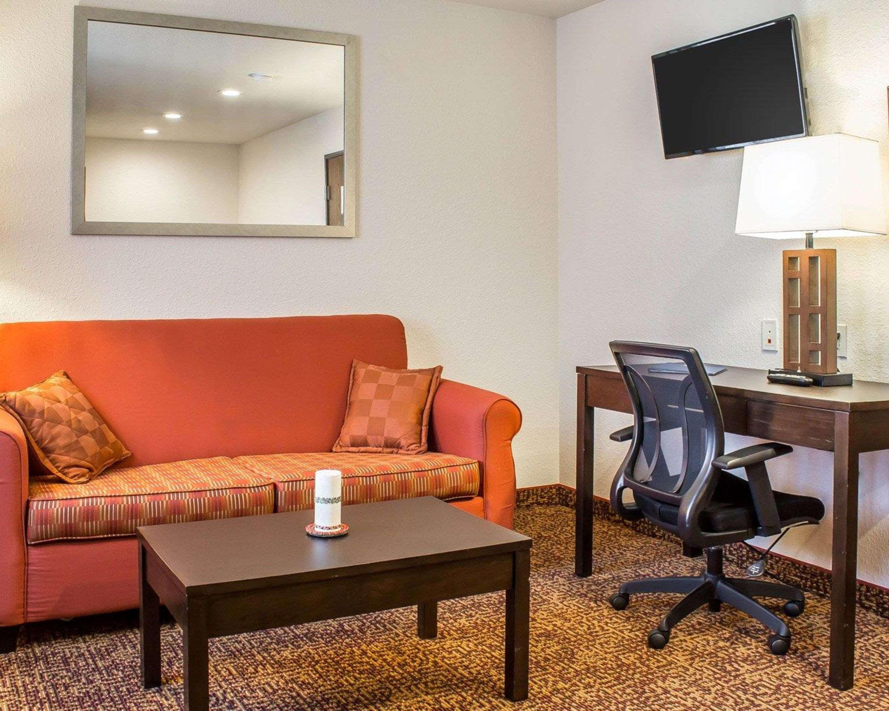 Rodeway Inn & Suites Near Okoboji Lake Milford Ngoại thất bức ảnh