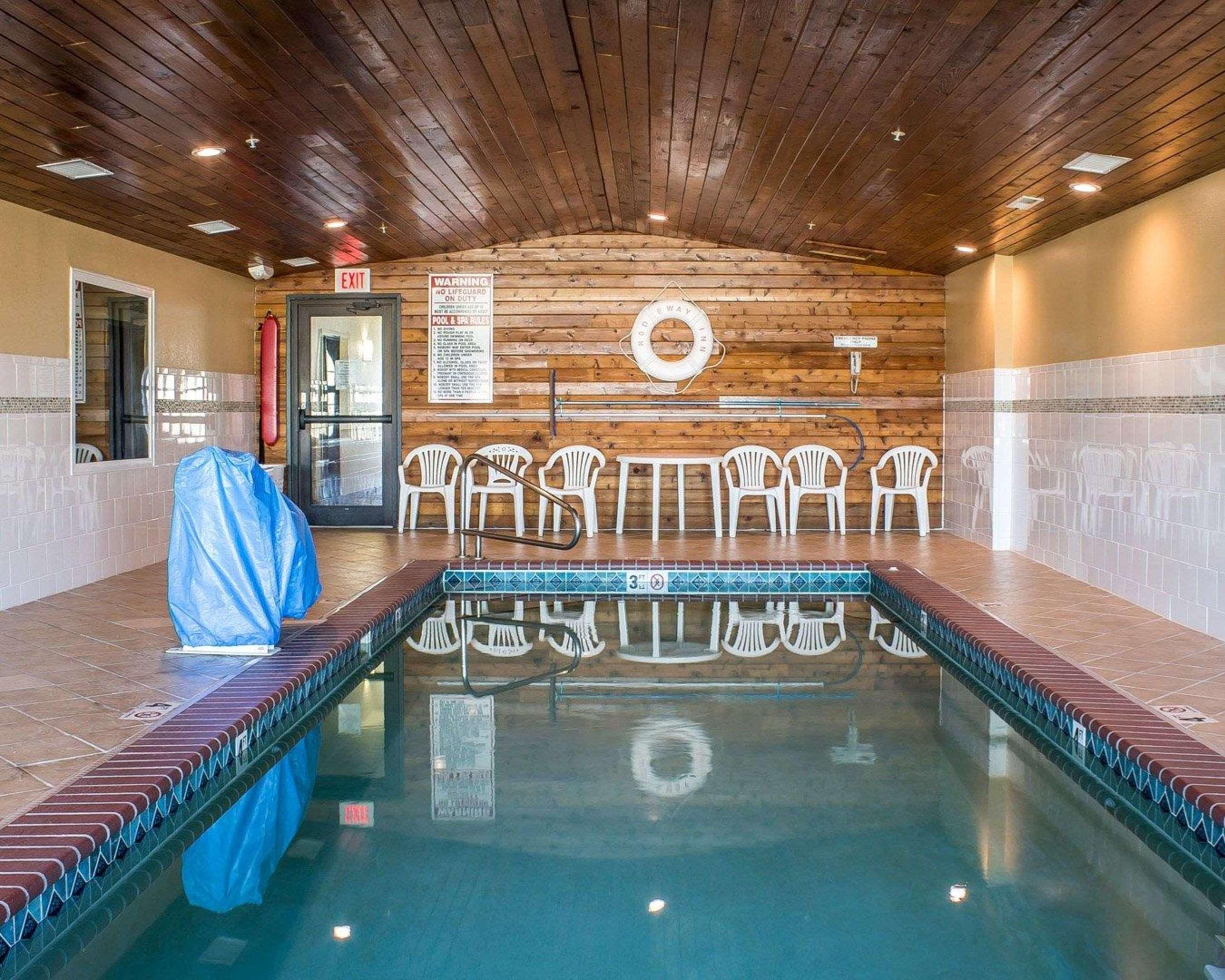 Rodeway Inn & Suites Near Okoboji Lake Milford Ngoại thất bức ảnh