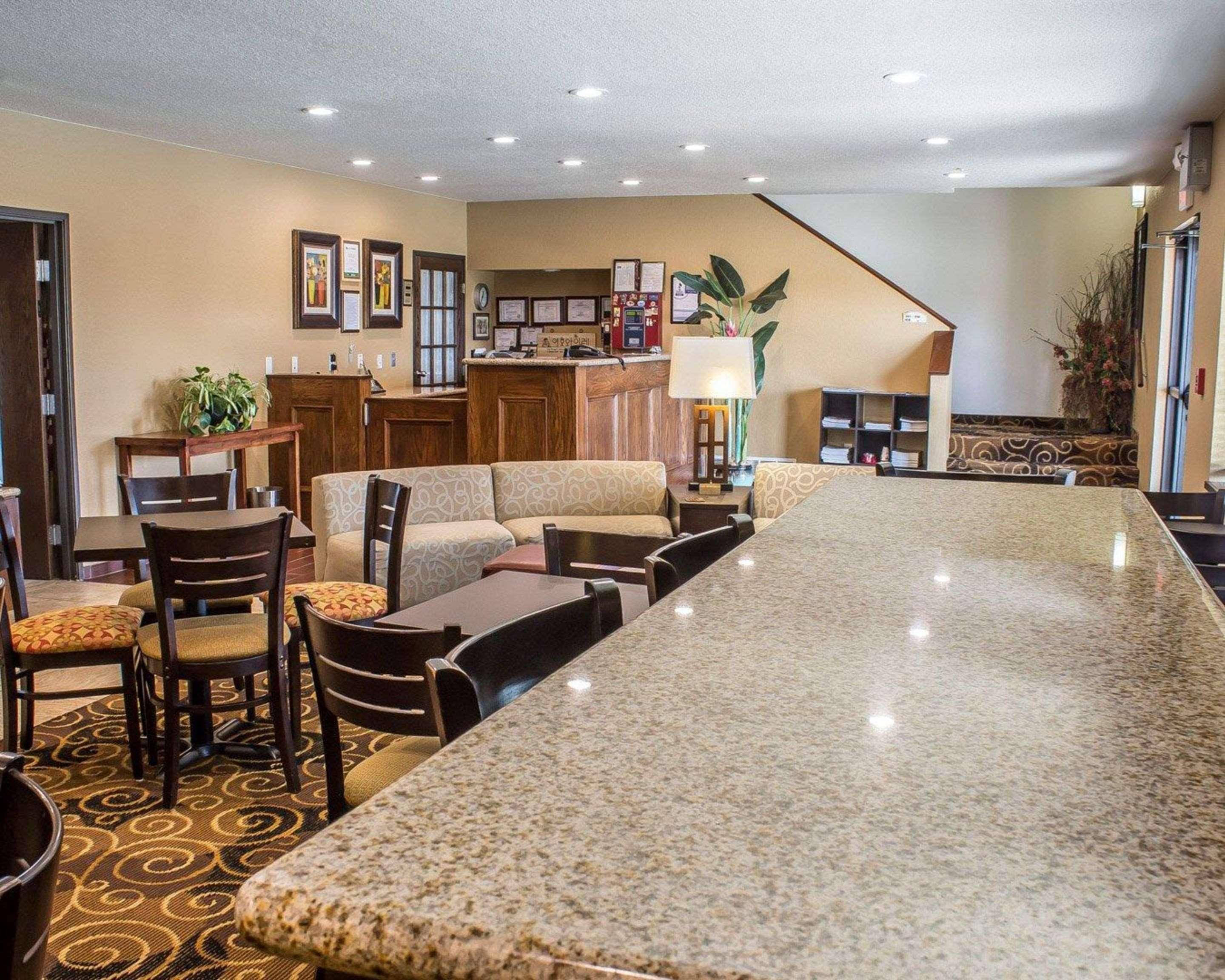 Rodeway Inn & Suites Near Okoboji Lake Milford Ngoại thất bức ảnh