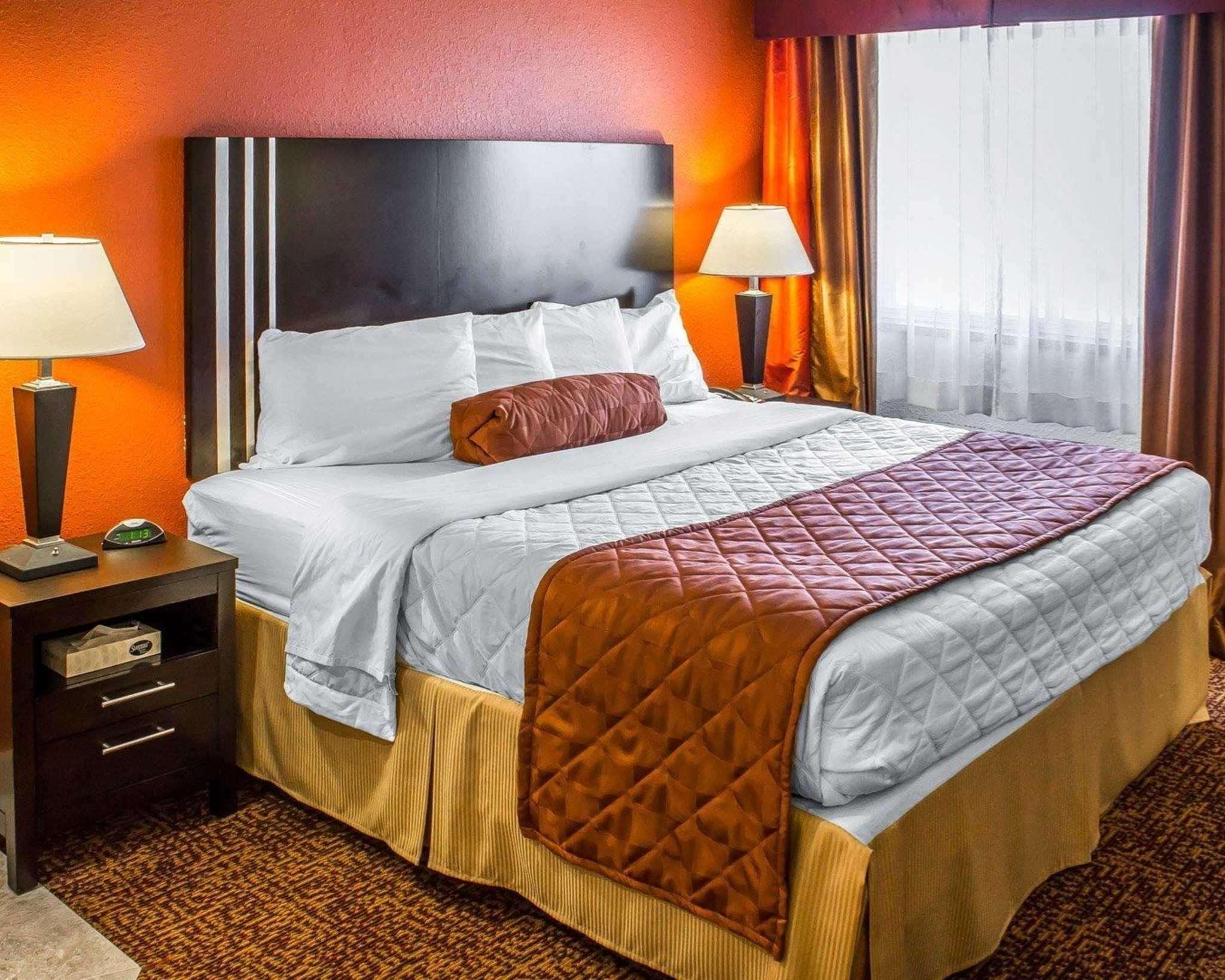 Rodeway Inn & Suites Near Okoboji Lake Milford Ngoại thất bức ảnh