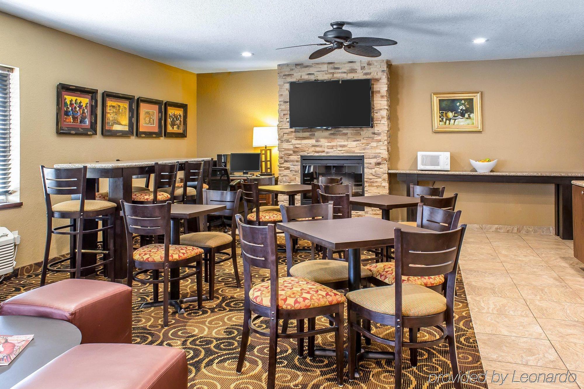 Rodeway Inn & Suites Near Okoboji Lake Milford Ngoại thất bức ảnh
