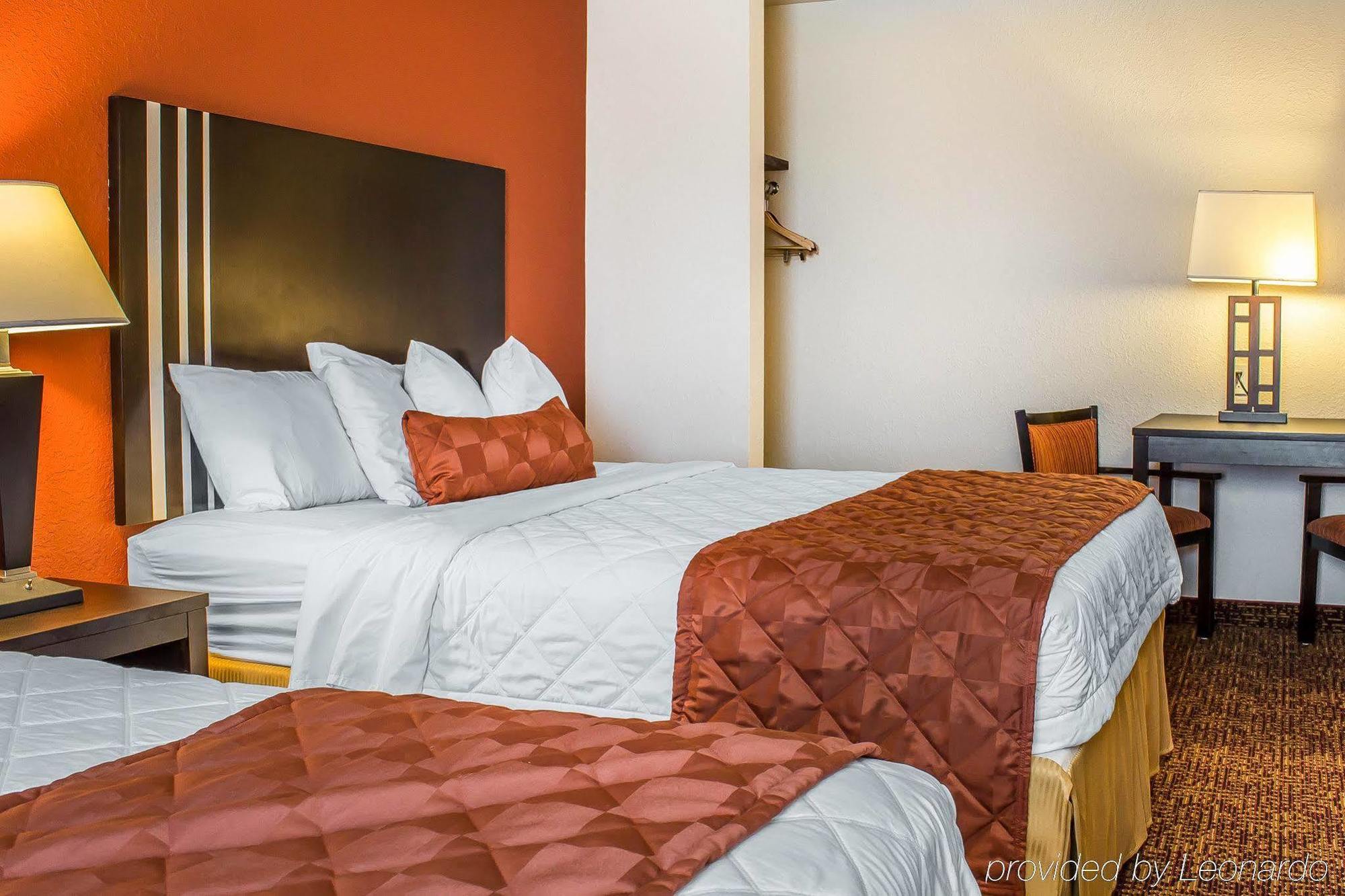 Rodeway Inn & Suites Near Okoboji Lake Milford Ngoại thất bức ảnh